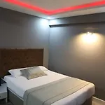 מלון Mugla Hotel מוגלה