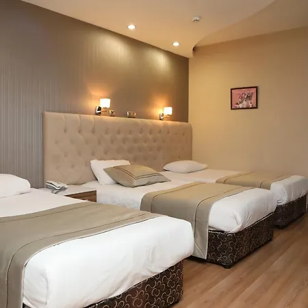 물라 호텔 호텔 4*